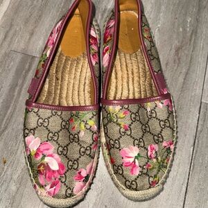 Gucci Women's Pink Floral Espadrilles